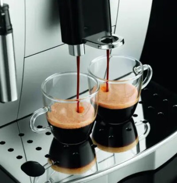 Automatic Coffee Maker/ Delonghi  ECAM22.110.SB  Magnifica S
