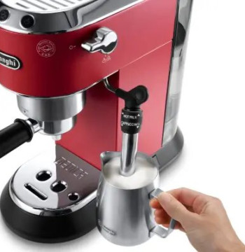 Espresso Coffee Maker/ Delonghi EC685.R Dedica